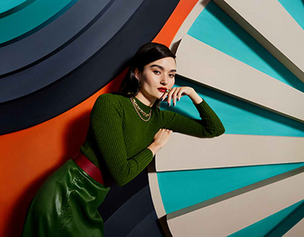 У школы  31 дважды в неделю стали проводить бесплатную зарядку